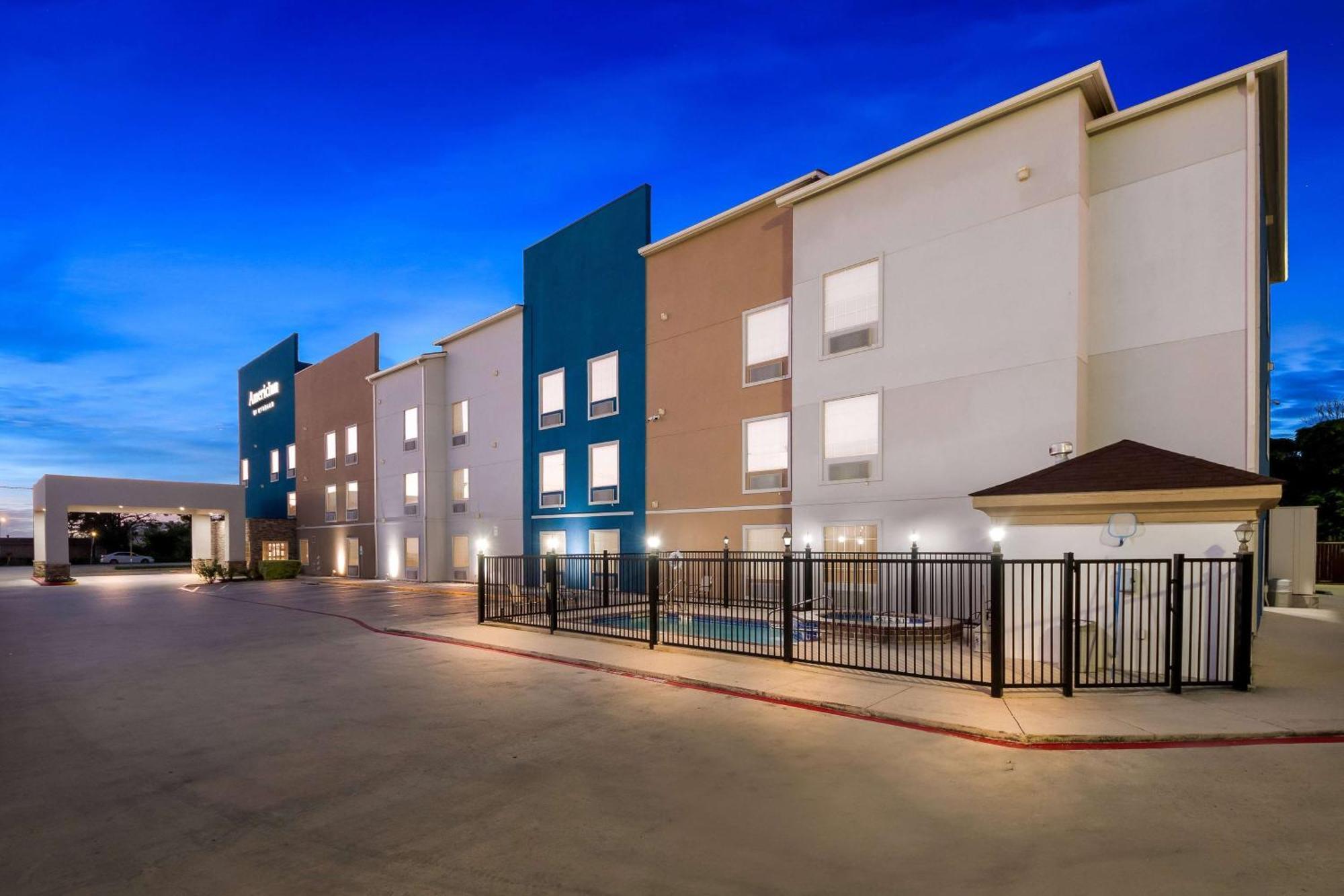 Americinn By Wyndham New Braunfels Ngoại thất bức ảnh